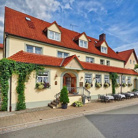 Brauereigasthof Zum Loewenbraeu 아델스도프 외부 사진